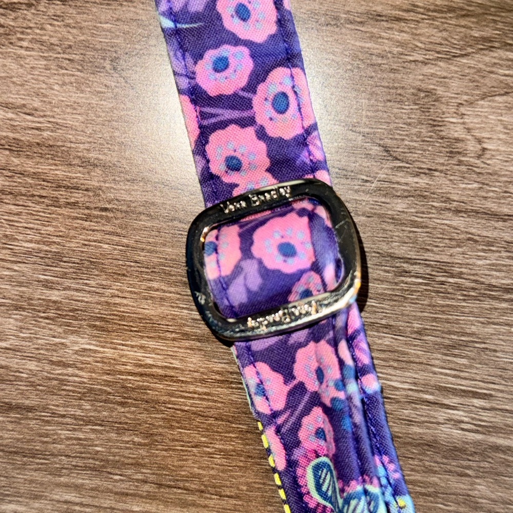Vera Bradley m/l sized Crossbody Bag - Picture 5 of 5